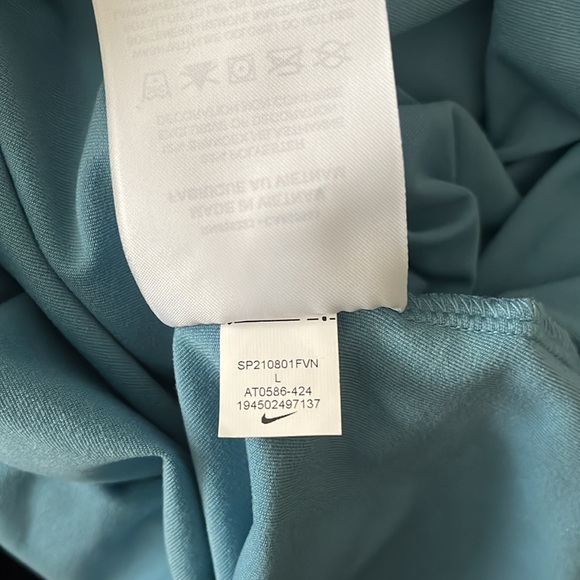 NWT Nike tank size L Move to Zero - Picture 8 of 8